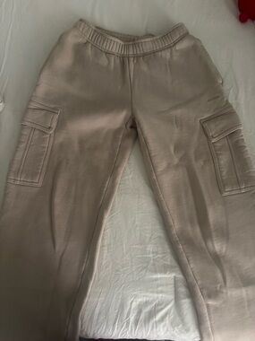 Aritzia Sweatfleece Cozy Fleece Cargo Sweatpants